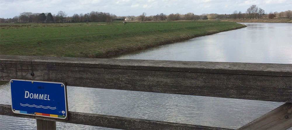 Oevers van de Dommel in Brabant Oevers van de Dommel in Brabant