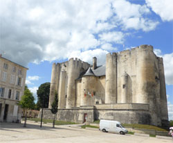 Château Donjon Château Donjon
