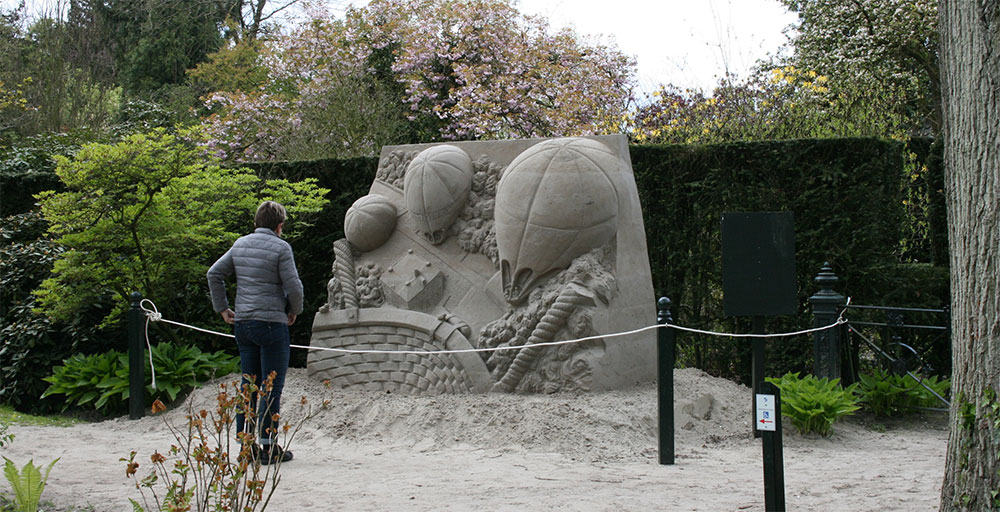 zandsculpturen kasteeltuinen van kasteel Warmelo