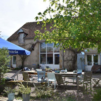 Camping Domaine Bleu Celeste in regio Auvergne, Frankrijk