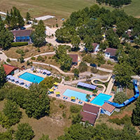 Camping FranceComfort Village Des Cigales in regio Midi-Pyrénées, Frankrijk