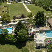 Camping Le Medrose (Le Médiéval) in regio Ardèche, Frankrijk