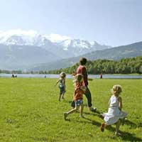 Camping Les Iles  in regio Rhône-Alpes, Frankrijk