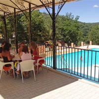 Camping Slow Village La Roque-sur-Cèze in regio Languedoc-Roussillon, Frankrijk