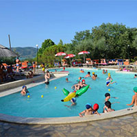 Camping Villaggio Cerquestra in regio Umbrië, Italië