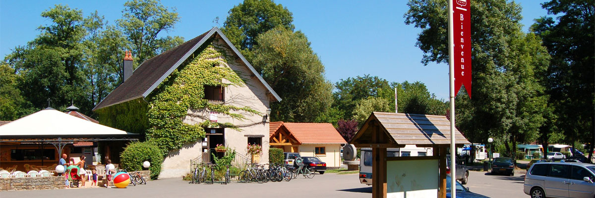 Camping Le Val de Bonnal in Doubs