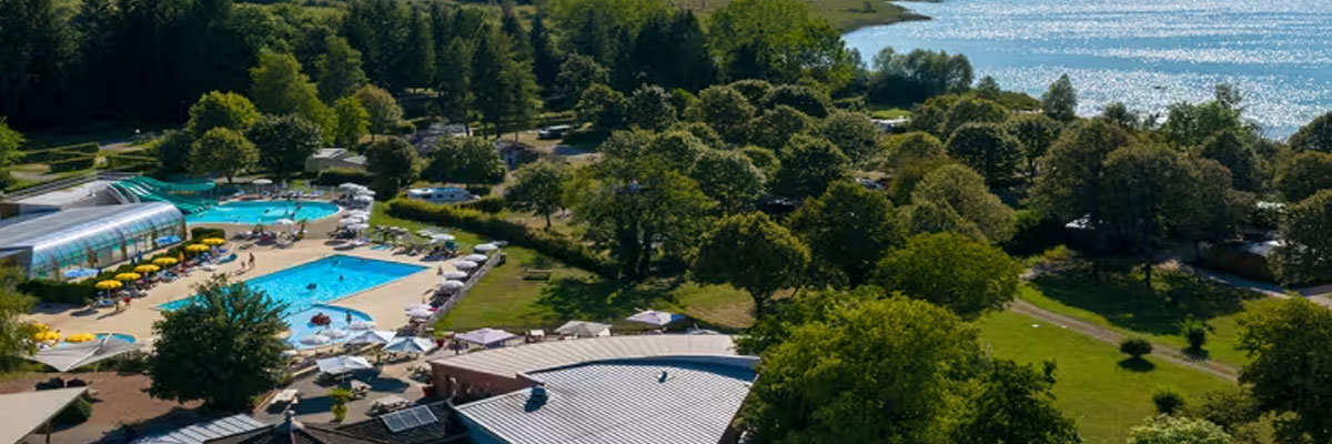 Camping Le Fayolan in de Jura