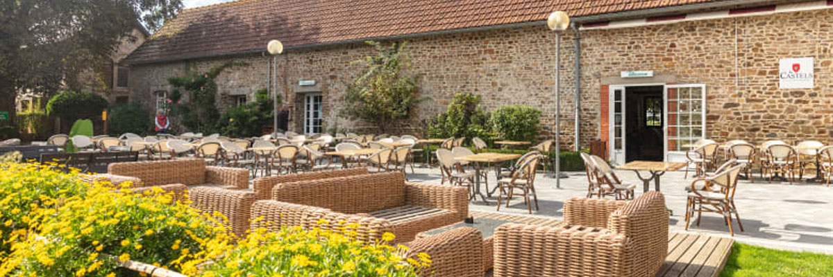 Camping Château de lez Eaux in Manche