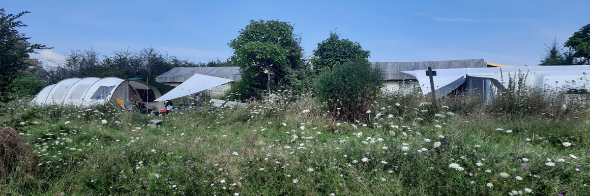 Camping Le Petit Montperroux in de Morvan