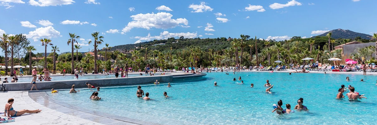 Camping Les Prairies de la Mer aan de Côte d'Azur
