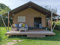 Lodgetent Luxe met sanitair van Villatent Lodgetent Luxe met sanitair van Villatent